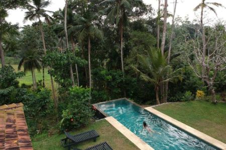 Exterior - Renovated Colonial Villa - LIP 181
