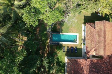 Exterior - Renovated Colonial Villa - LIP 181