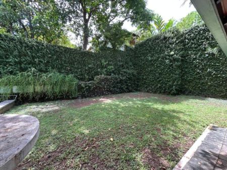 Exterior - Amazing location 🏡 Luxury 5-Bedroom House for Rent