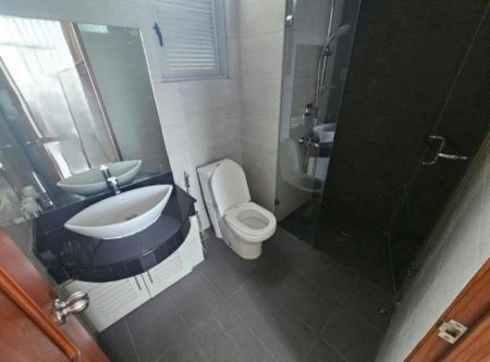 Bathroom - 02 Bedroom Furnished Apartment for Rent in Colombo 05 (A6453)