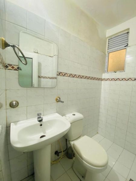 Bathroom - Wellawatta 2-Bedroom Fully Furnished Apartment for Short-Term Rental. (Property Code: CSH201)