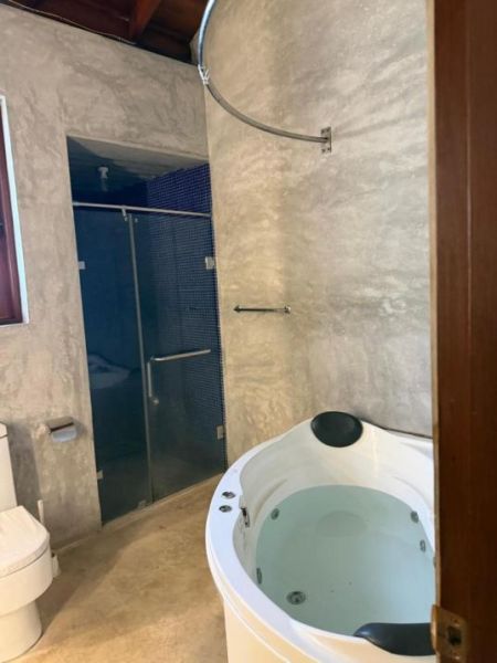 Bathroom - Luxury House for sale in Battaramulla 
