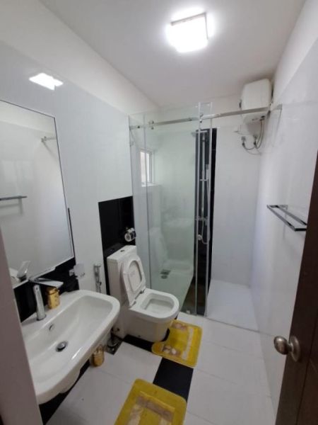 Bathroom - 3 Bedroom Furnished House for Sale - Kahathuduwa, Canterbury Golf Residencies | LKR 35 Million (EM975)