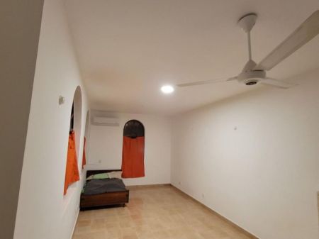 Bedroom - 8 BR House for rent in Battaramulla 