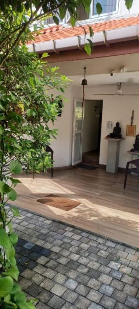 Exterior - 4-Bedroom House for Sale in Battaramulla 