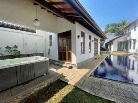 Exterior - Luxury 4 Bedroom House for Rent | Battaramulla