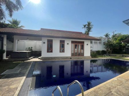 Exterior - Luxury 4 Bedroom House for Rent | Battaramulla