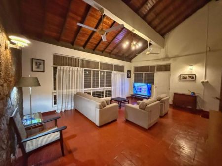 Living Room - House For Rent – Mount Lavinia