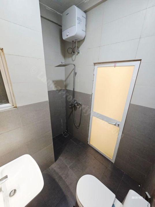 Bathroom - Apartment for rent in Dehiwala