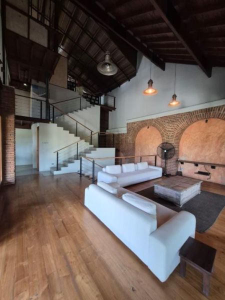 Living Room - Grand Luxury Residence for sale at Kotte | LKR 360,000,000 (EM054AC)