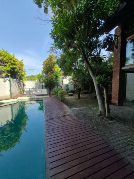 Exterior - Grand Luxury Residence for sale at Kotte | LKR 360,000,000 (EM054AC)
