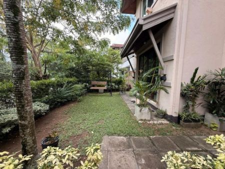 Exterior - Solar Powered 4 Bedroom House for Rent in Thalawathugoda, R221010