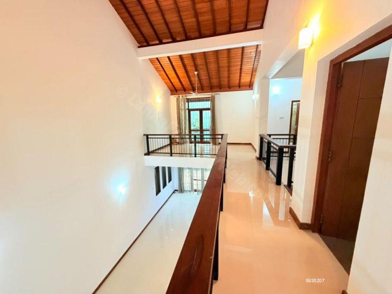 House for sale in Battaramulla