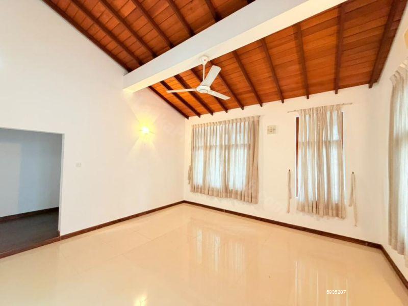 House for sale in Battaramulla