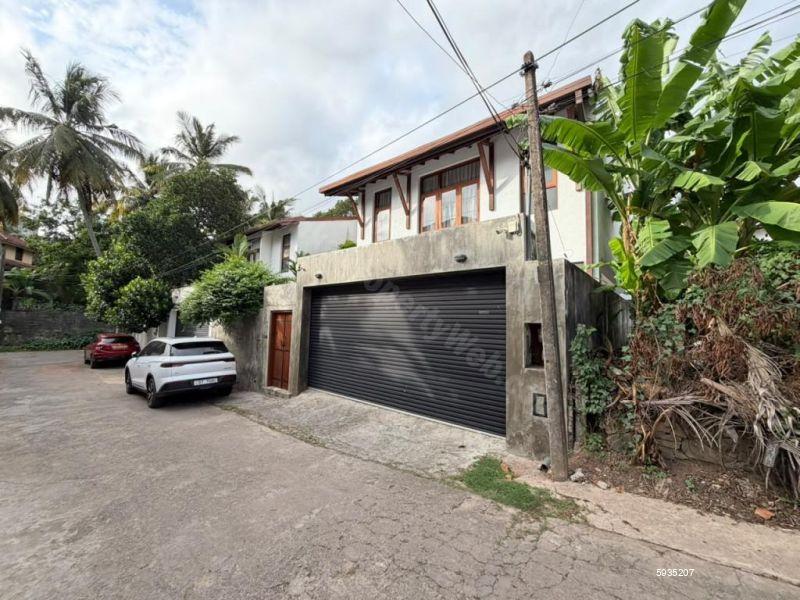 House for sale in Battaramulla