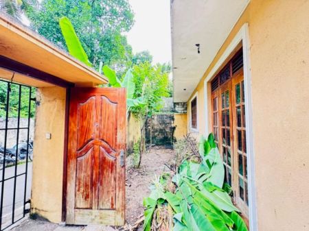 Exterior - (AH184) House for Sale in Embuldeniya,  Nugegoda