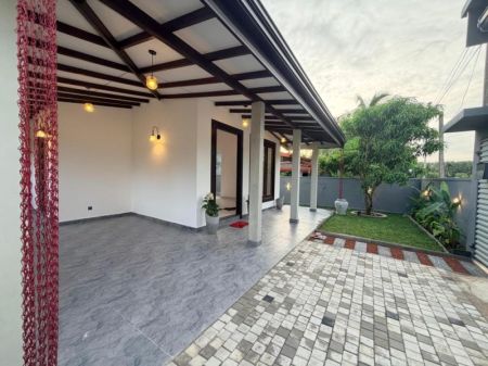 Exterior - (AH180) Single Storey Brand New House for Sale in Homagama