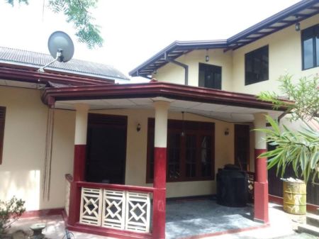 Exterior - (DH761) House with Annex for Sale in Pannipitiya