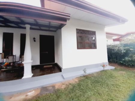 Exterior - (AH189) House for Sale in Madulawa, Homagama