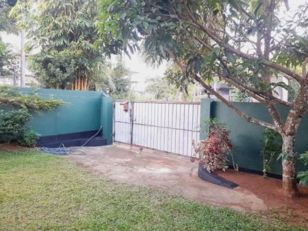 Exterior - (AH189) House for Sale in Madulawa, Homagama