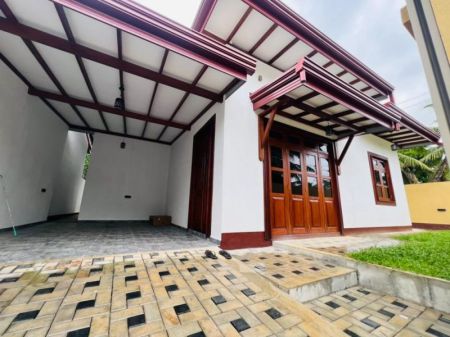 Exterior - (AR188) Brand New Single Storey House for Rent in Kottawa