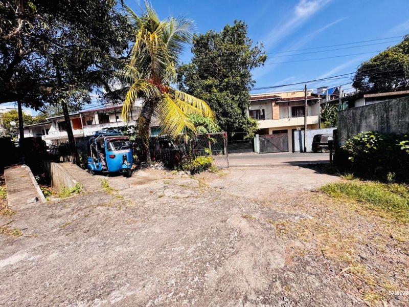 Bare Land for sale in Rajagiriya
