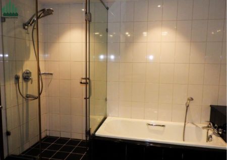 Bathroom - Wake Up to Breathtaking Waterfront Views Every Day