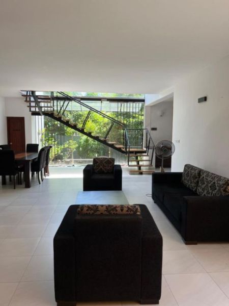 Living Room - ￭ Mount Lavinia ￭ 04BR House For Rent ￭ (NK11590)