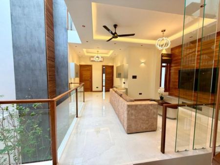 Bathroom - House for sale in Battaramulla 