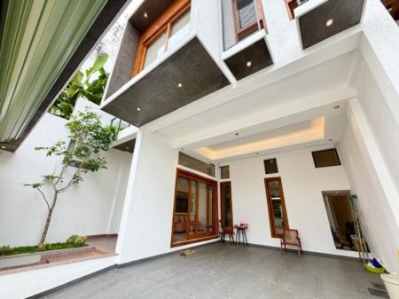 Exterior - House for sale in Battaramulla 
