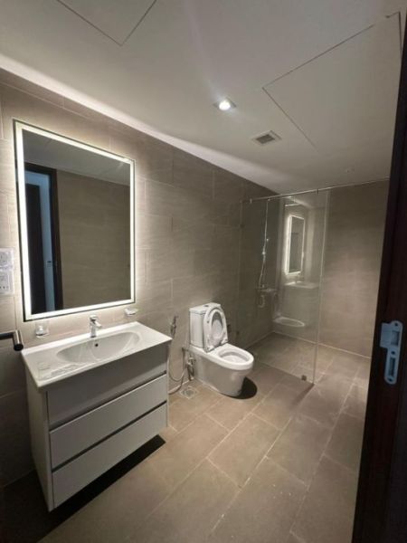 Bathroom - Trizen 2 bedroom unit for Sale Colombo 2
