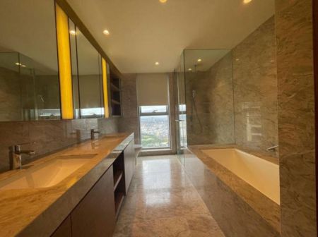 Bathroom - Shangri-La - 04 Bedroom Unfurnished Apartment for Sale in Colombo 02 (A4880)