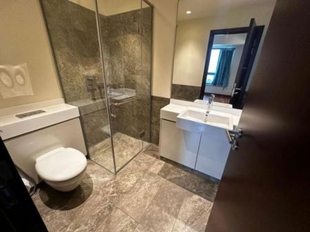 Bathroom - Cinnamon Life - 03 Bedroom Unfurnished Apartment for Sale in Colombo 02 (A3585)