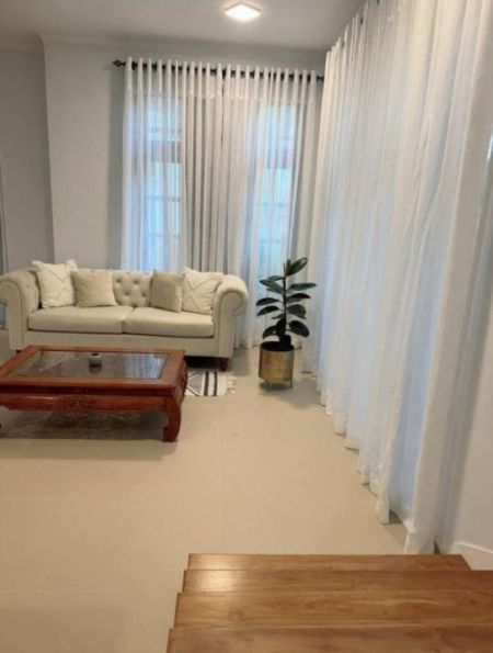 Living Room - 3 BR House for Rent in Nugegoda – PDH358