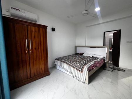 Bedroom - Fully Furnished 3 BR Apartment for rent in Colombo 6 