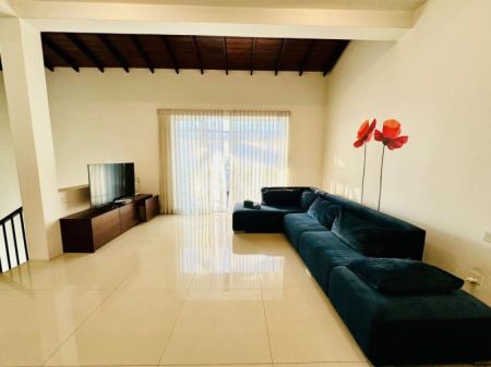 Living Room - Luxurious 4-Bedroom House for Sale Thalawathugoda