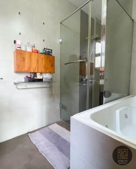 Bathroom - House for sale in Moratuwa 