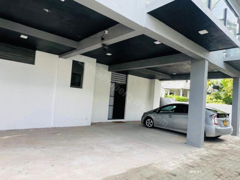 Apartment for rent in Battaramulla