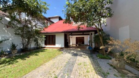 Exterior - Spacious Family Home for Sale – Battaramulla | Koswatta 🏡