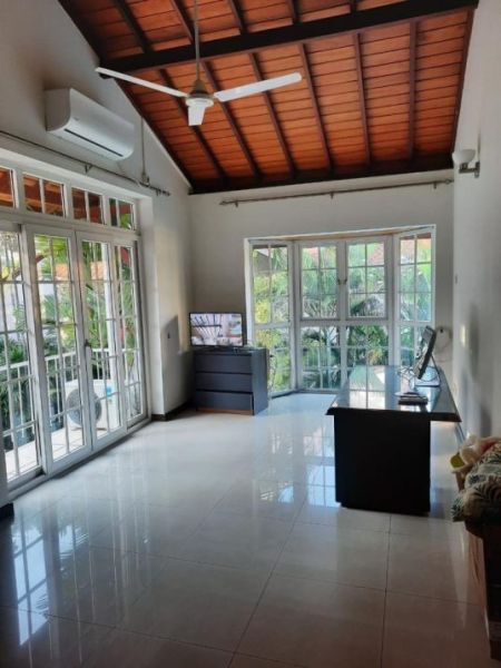 Living Room - Two Storied House For Sale in Colombo 5 - PDH182