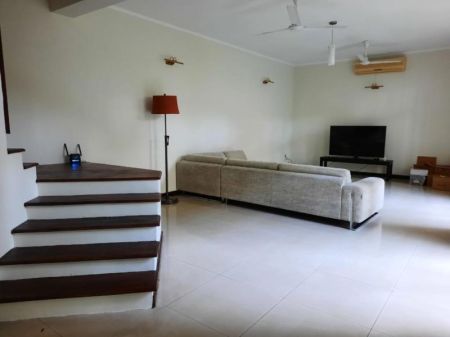 Living Room - Two Storied House For Sale in Colombo 5 - PDH182