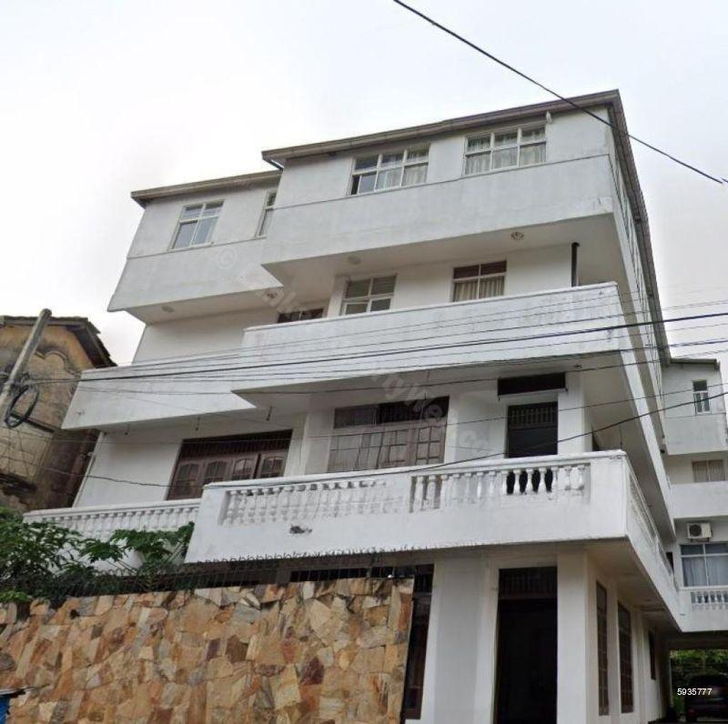 Commercial for sale in Dehiwala