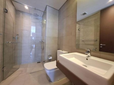 Bathroom - 447 Luna Tower 2 Bedroom Brand New Apartment For Sale in Colombo 02 with Best View 