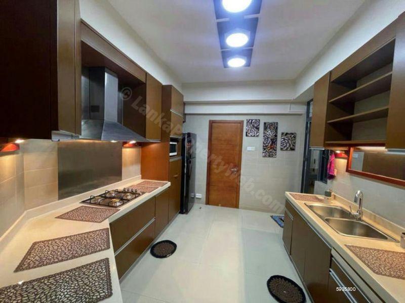 Apartment for sale in Colombo 5