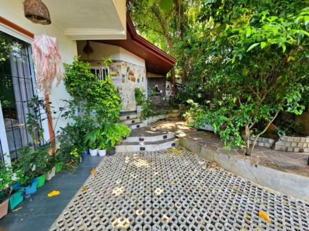 Exterior - (HH221) Furnished Three Storey House for Sale in Kadawatha