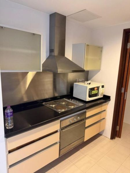 Kitchen - Apartment For Rent in Colombo 03 