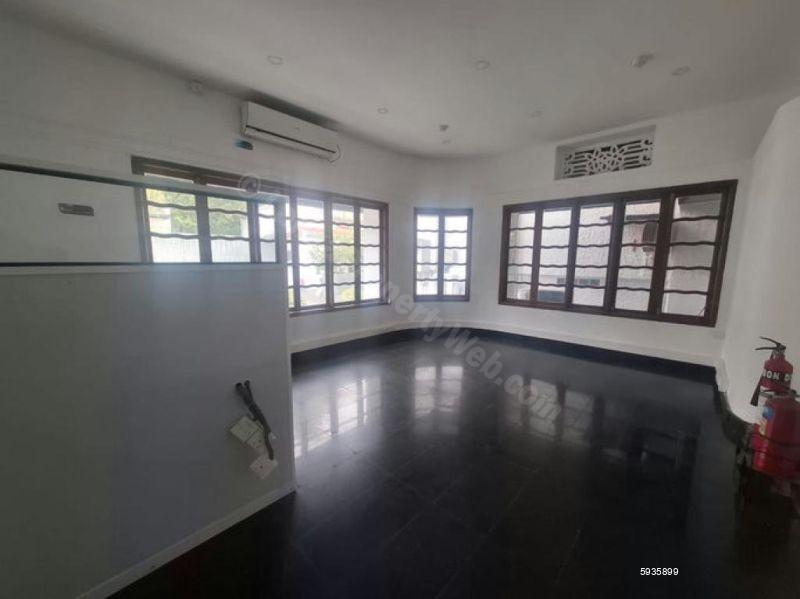 Commercial for rent in Colombo 7