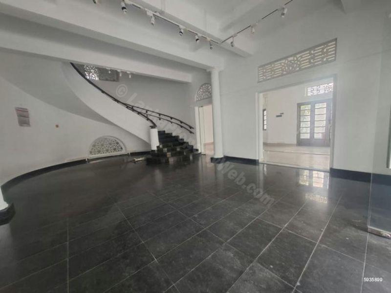 Commercial for rent in Colombo 7