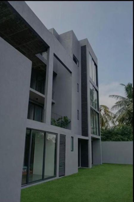 Exterior - Modern Riverfront Luxury House For Rent In Rajagiriya - PDH378 🌿✨