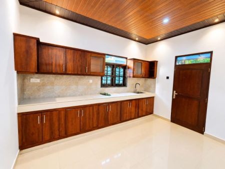 Kitchen - House for Sale in Negombo  (SSPH-437)
